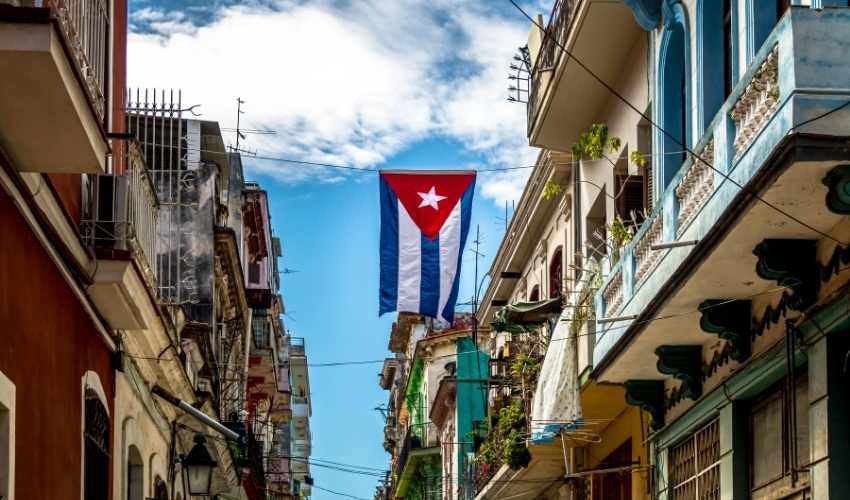 VIAJE RECORRIENDO LA HABANA  DESDE MONTERREY